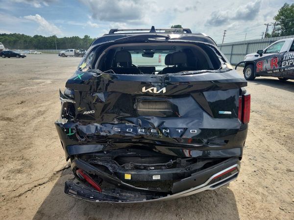 2022 KIA SORENTO