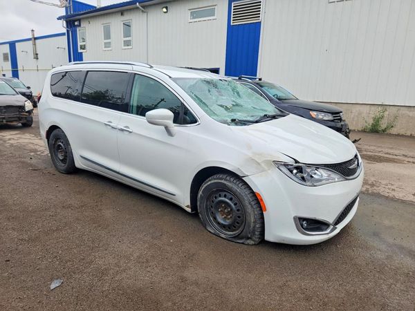 2017 CHRYSLER PACIFICA Touring L Plus