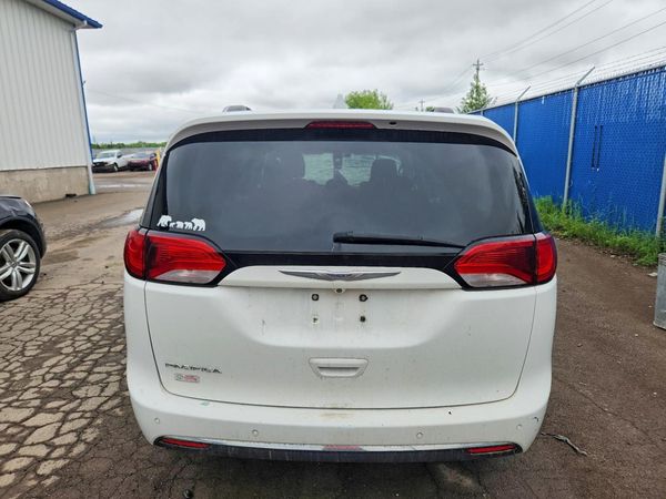 2017 CHRYSLER PACIFICA Touring L Plus