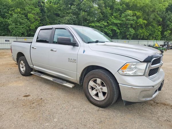 2013 RAM 1500 SLT CREW CAB 4X2