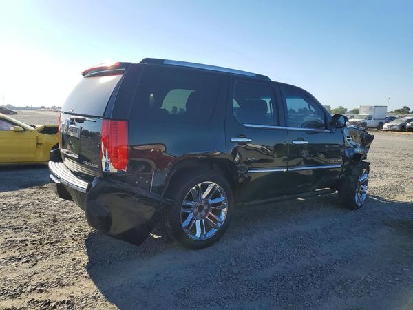 2013 CADILLAC ESCALADE Platinum