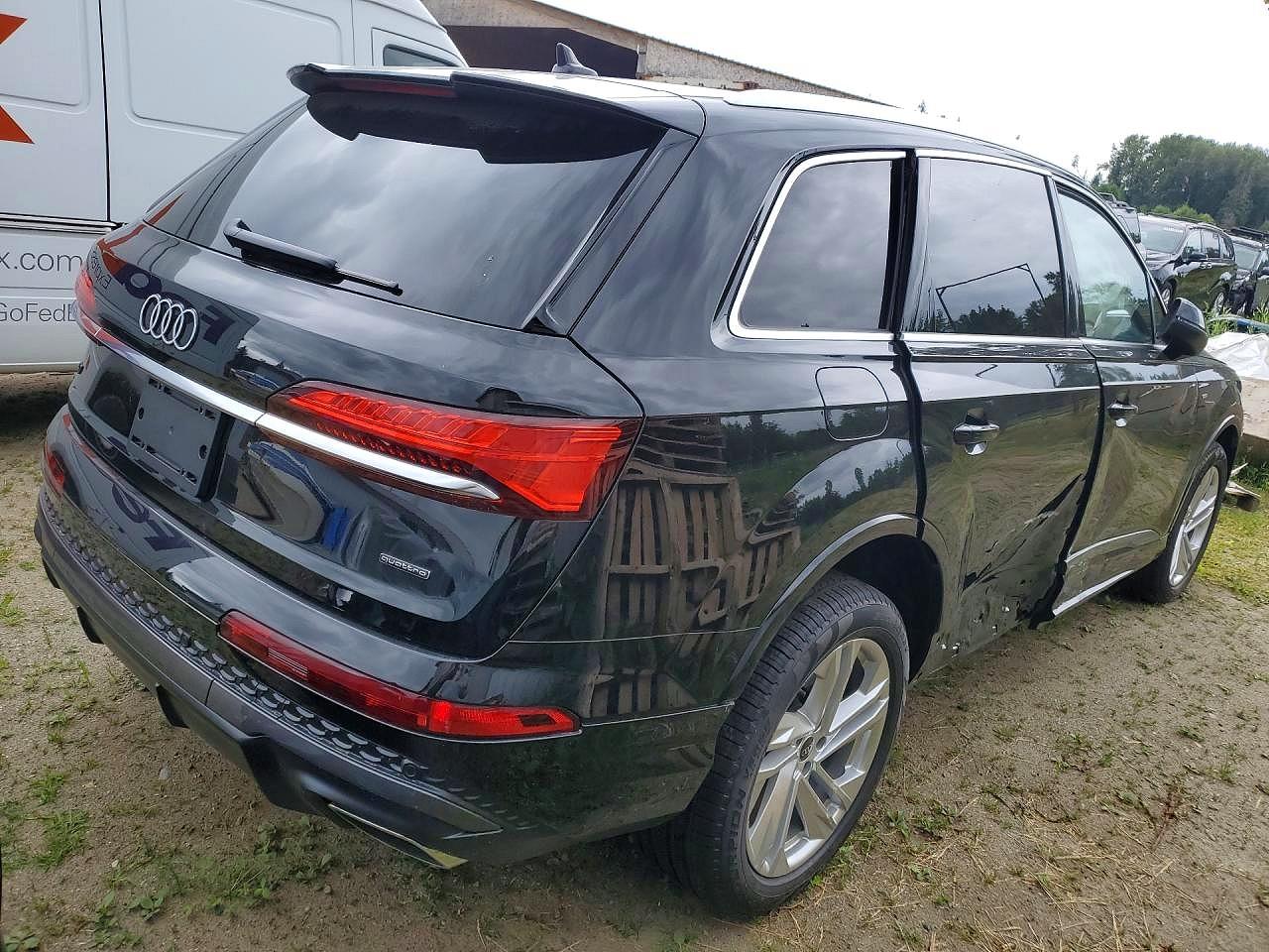 2026 AUDI Q7 quattro Premium
