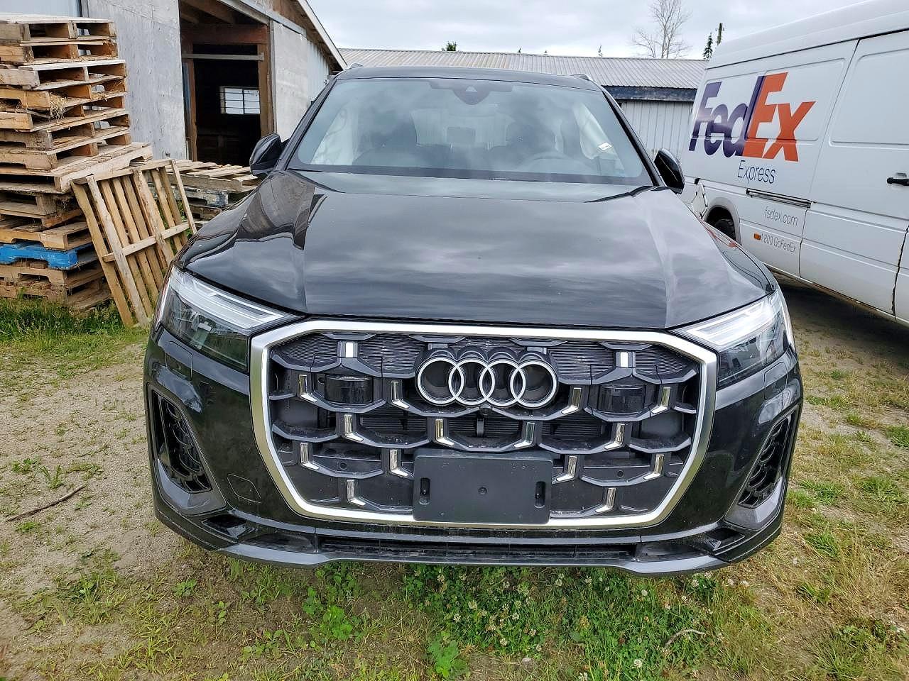 2026 AUDI Q7 quattro Premium