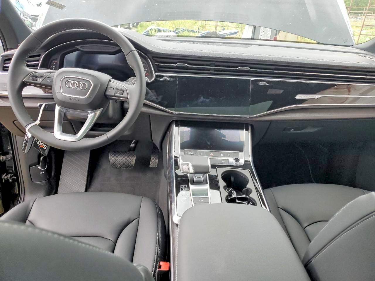 2026 AUDI Q7 quattro Premium
