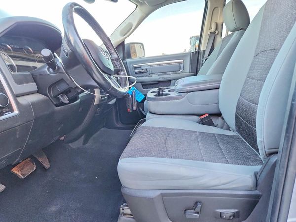 2019 RAM 1500 CLASSIC SLT