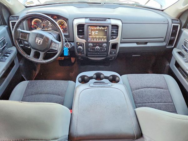 2019 RAM 1500 CLASSIC SLT
