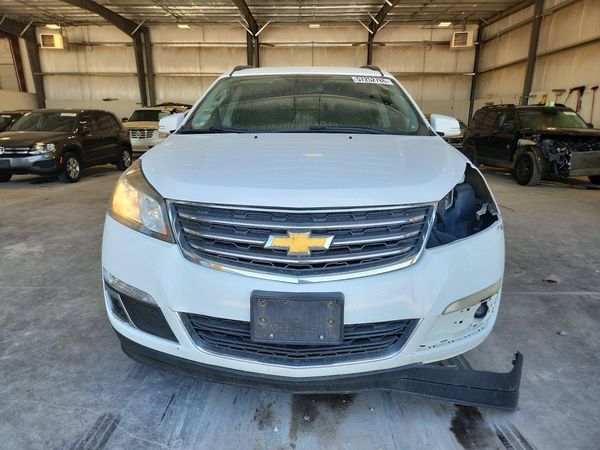 2017 CHEVROLET TRAVERSE 2LT