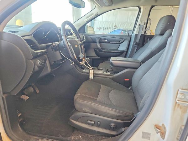 2017 CHEVROLET TRAVERSE 2LT