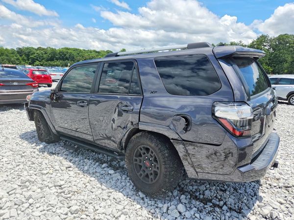 2022 TOYOTA 4RUNNER
