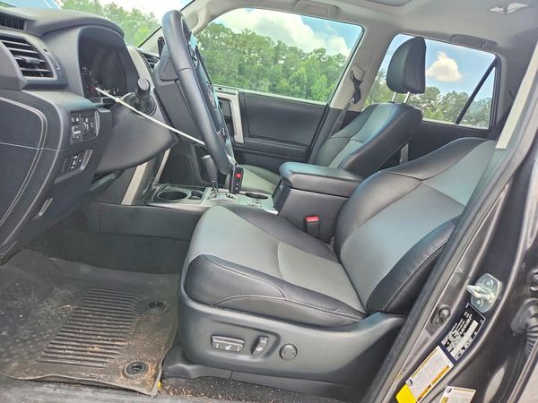2022 TOYOTA 4RUNNER