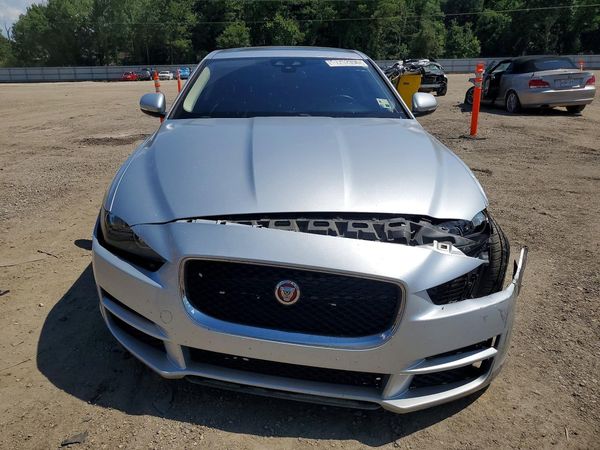 2018 JAGUAR XE