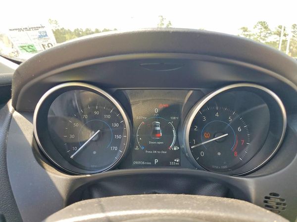 2018 JAGUAR XE