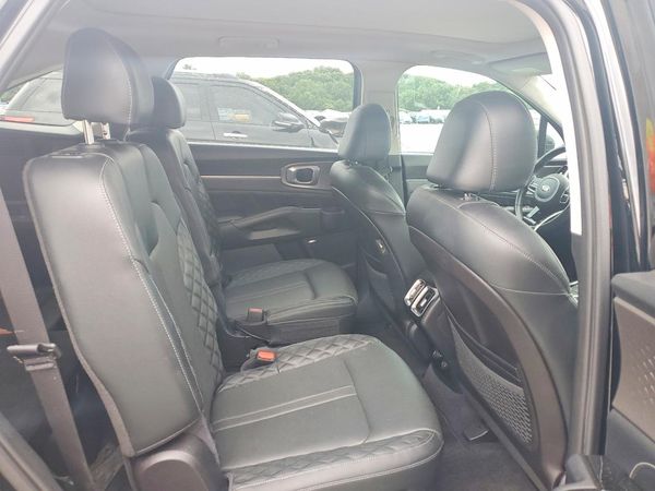 2021 KIA SORENTO SX, SXP