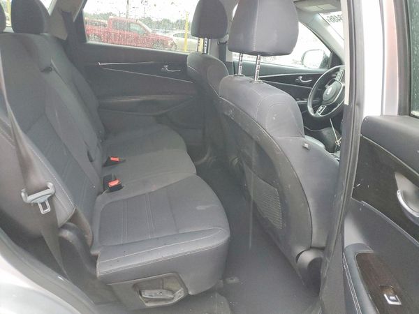 2019 KIA SORENTO L, LX, S