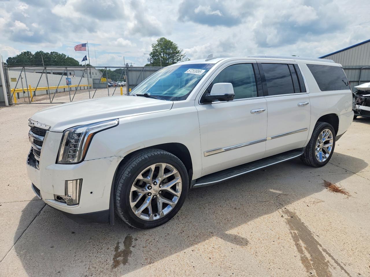 2017 CADILLAC ESCALADE ESV Luxury