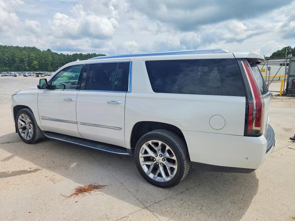 2017 CADILLAC ESCALADE ESV Luxury