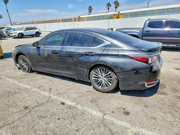 2024 LEXUS ES 300H
