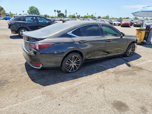 2024 LEXUS ES 300H