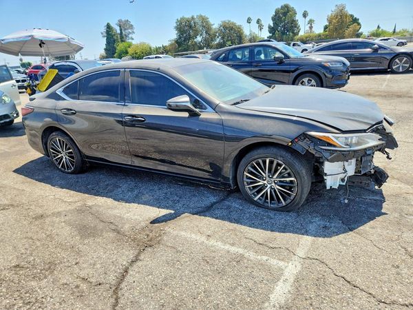 2024 LEXUS ES 300H