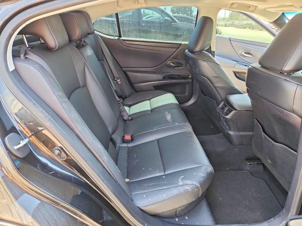 2024 LEXUS ES 300H