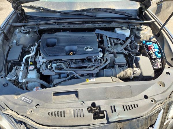 2024 LEXUS ES 300H