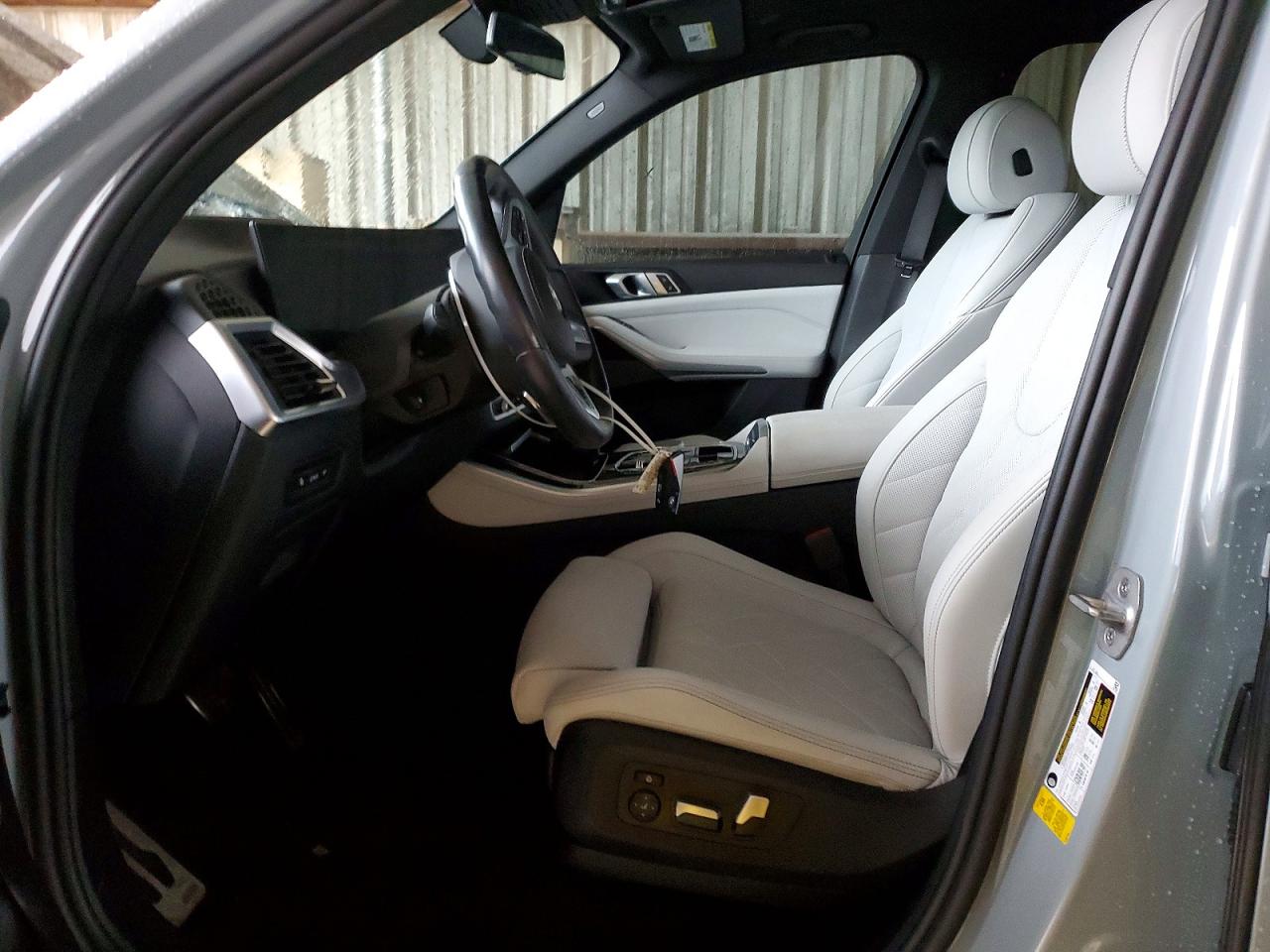 2024 BMW X5 sDrive40i