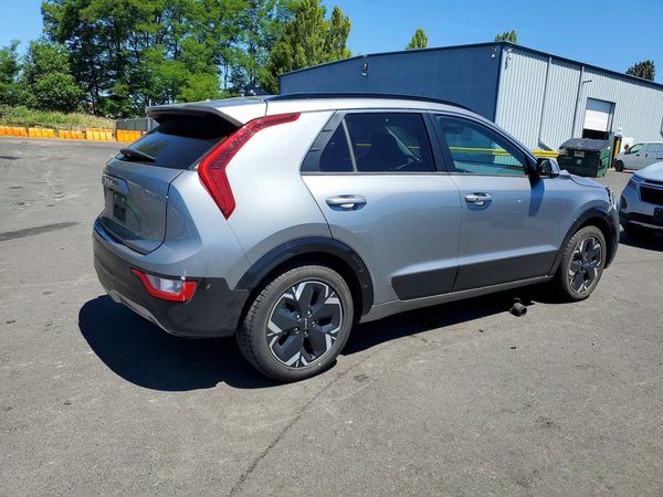 2023 KIA NIRO Wind