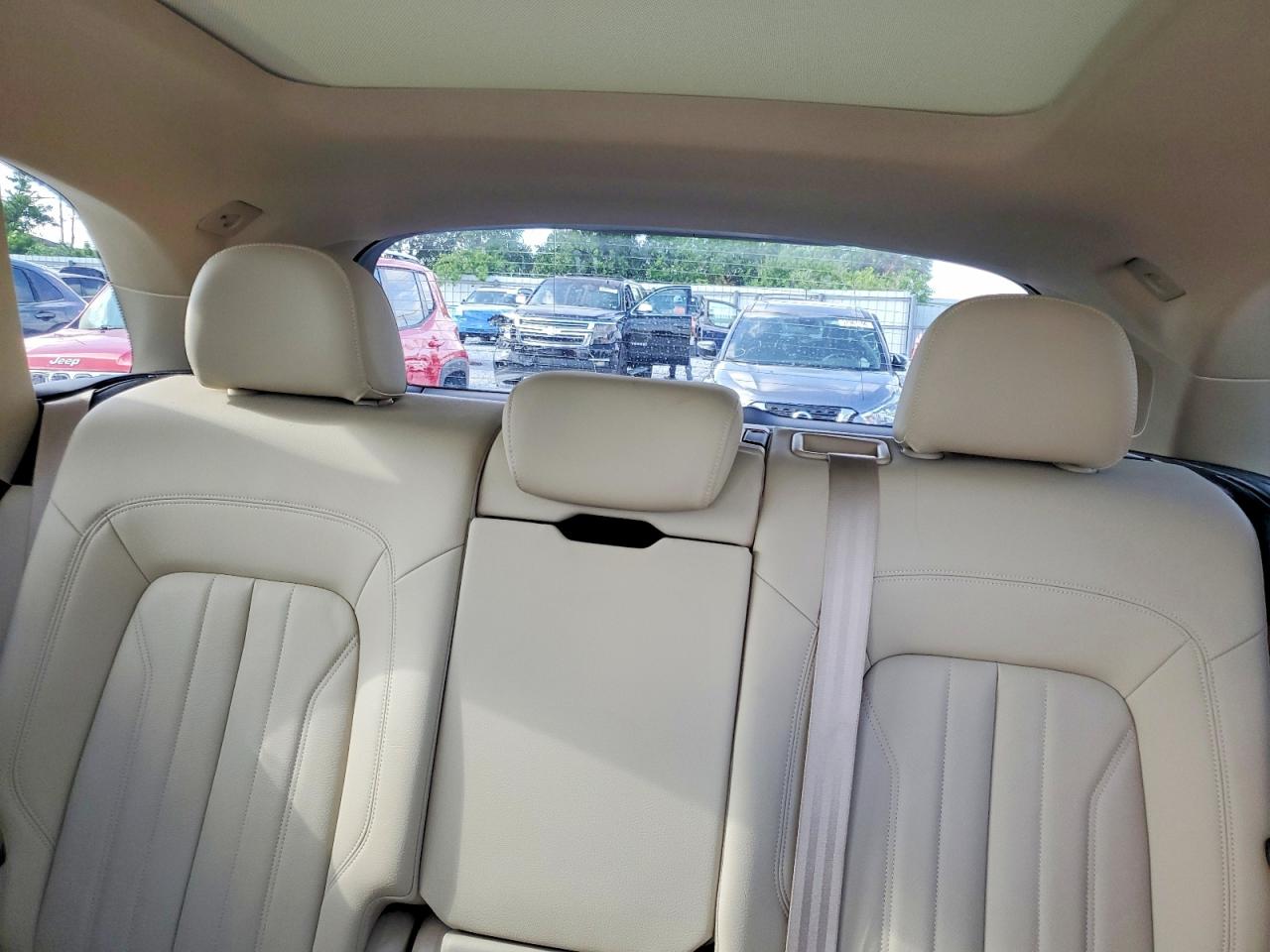 2019 AUDI Q5 quattro Prestige