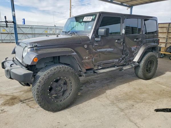 2017 JEEP WRANGLER UNLIMITED SAHARA 4X4