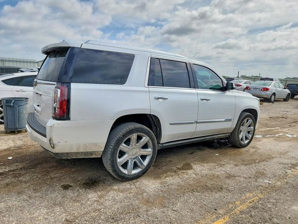 2017 CADILLAC ESCALADE Premium Luxury
