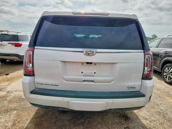 2017 CADILLAC ESCALADE Premium Luxury