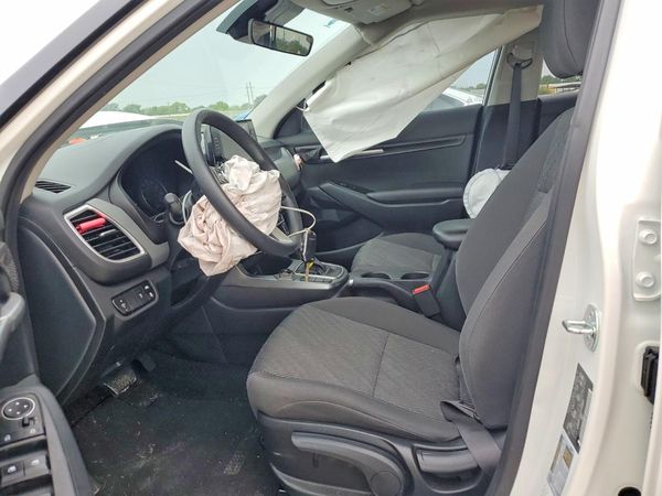 2023 KIA SELTOS LX