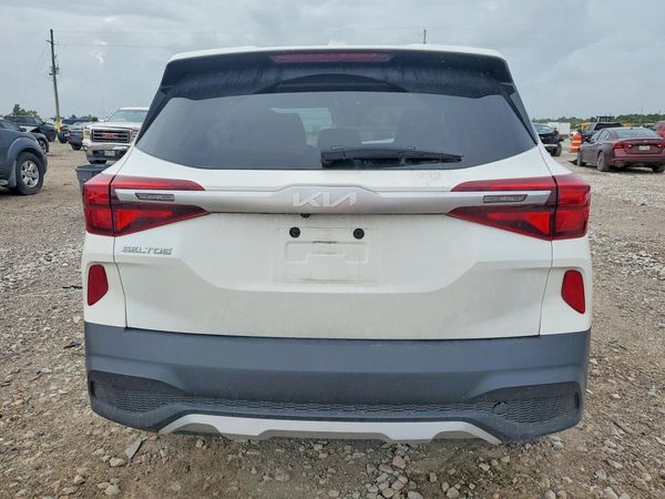 2023 KIA SELTOS LX