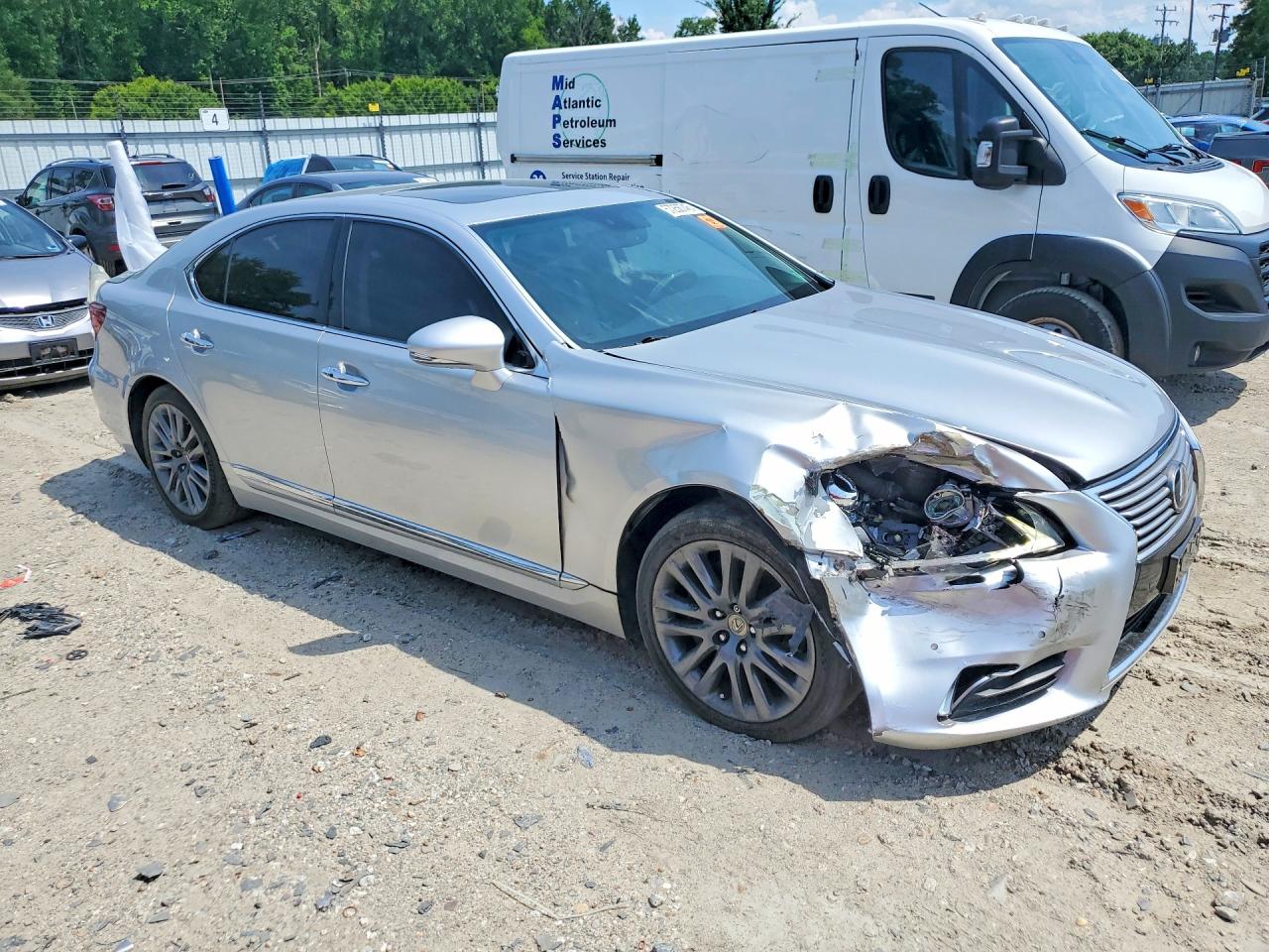 2013 LEXUS LS 460