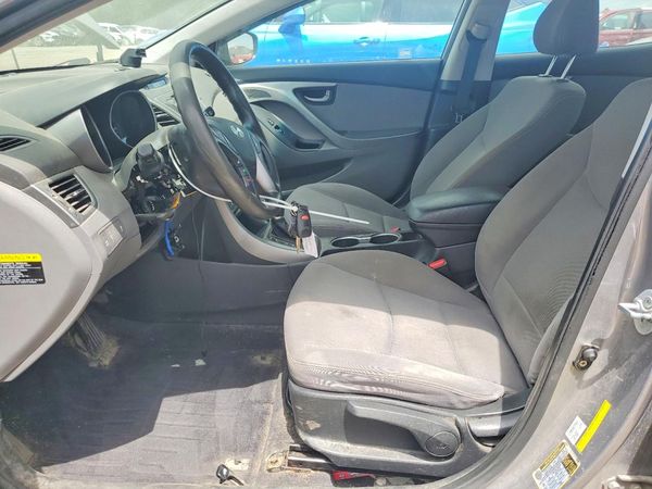 2014 HYUNDAI ELANTRA GLS (Middle)