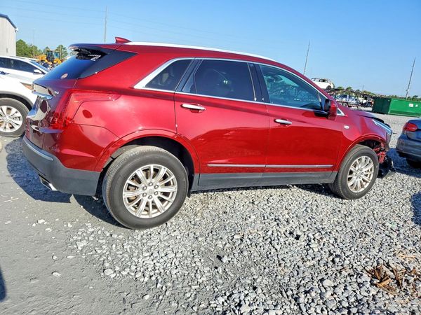 2017 CADILLAC XT5 Base