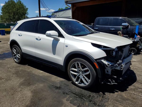 2021 CADILLAC XT4