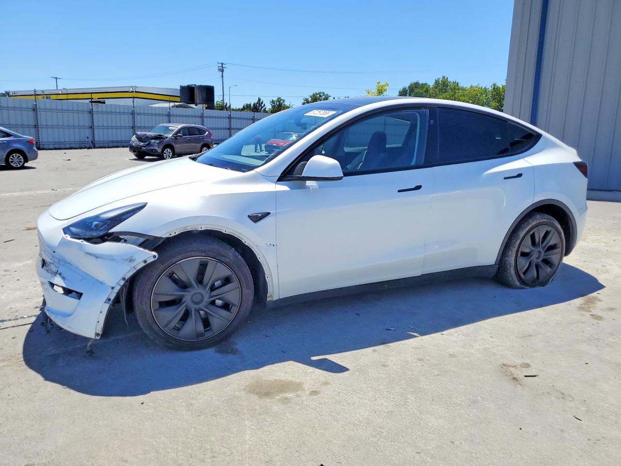 2024 TESLA MODEL Y