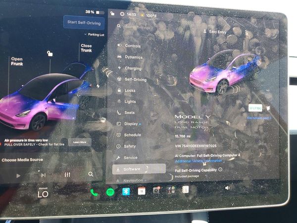 2024 TESLA MODEL Y