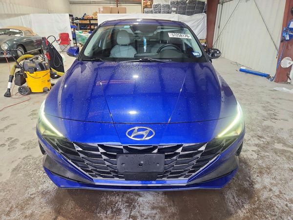 2023 HYUNDAI ELANTRA Limited