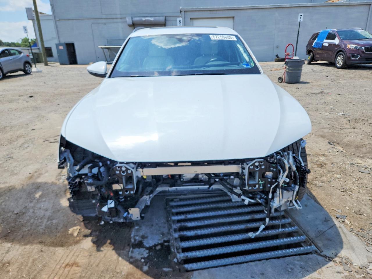 2024 AUDI Q8 E-TRON quattro Premium