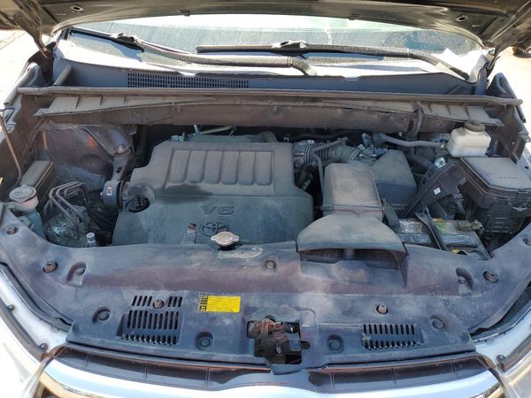 2016 TOYOTA HIGHLANDER Base/Hybrid