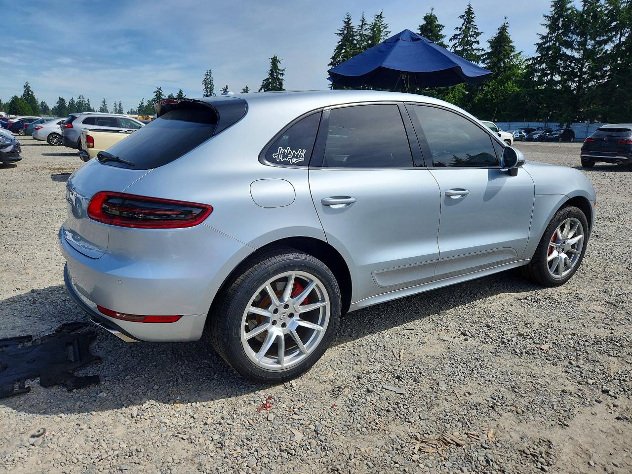 2015 PORSCHE MACAN
