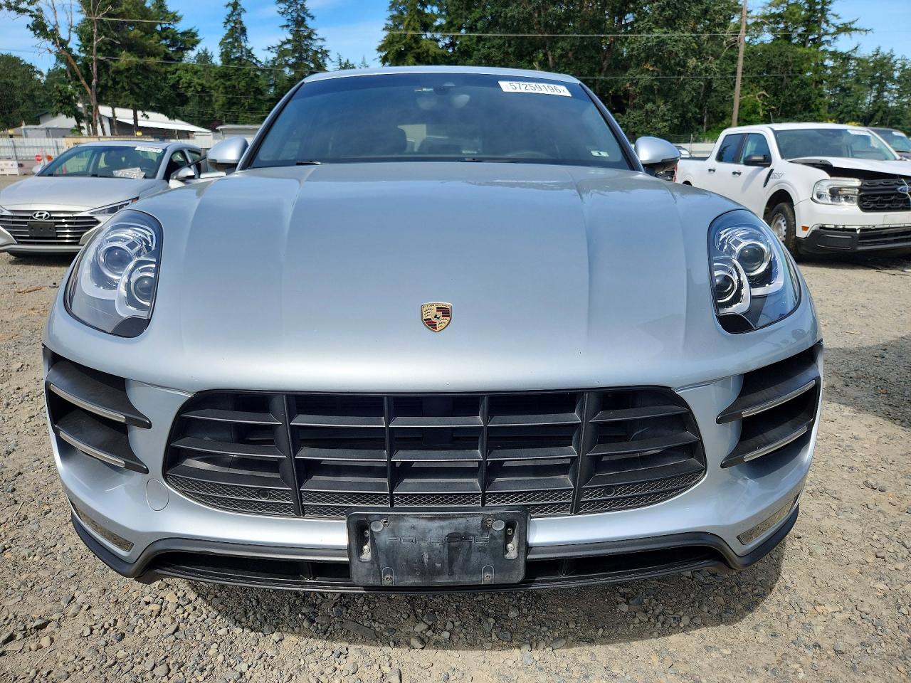 2015 PORSCHE MACAN