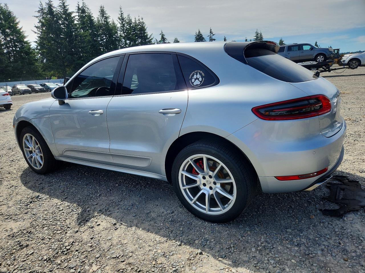 2015 PORSCHE MACAN