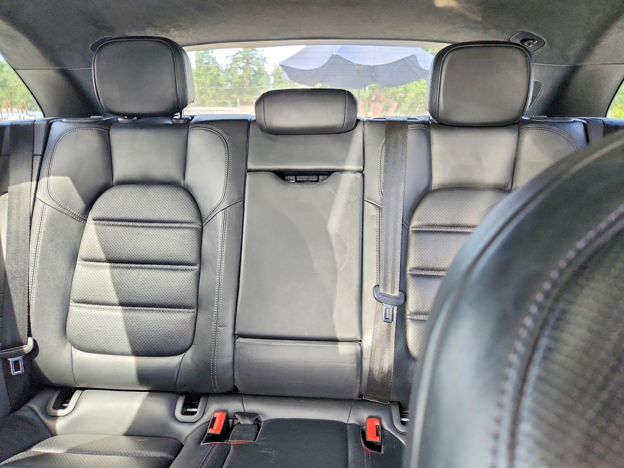 2015 PORSCHE MACAN