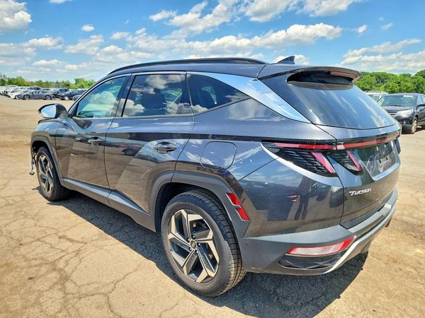 2022 HYUNDAI TUCSON