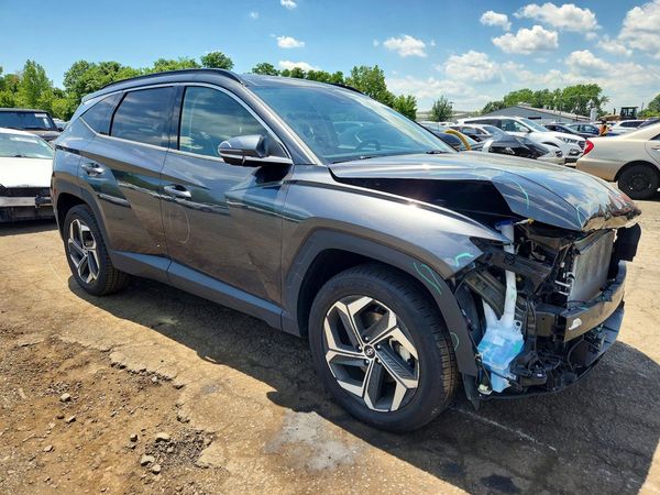 2022 HYUNDAI TUCSON