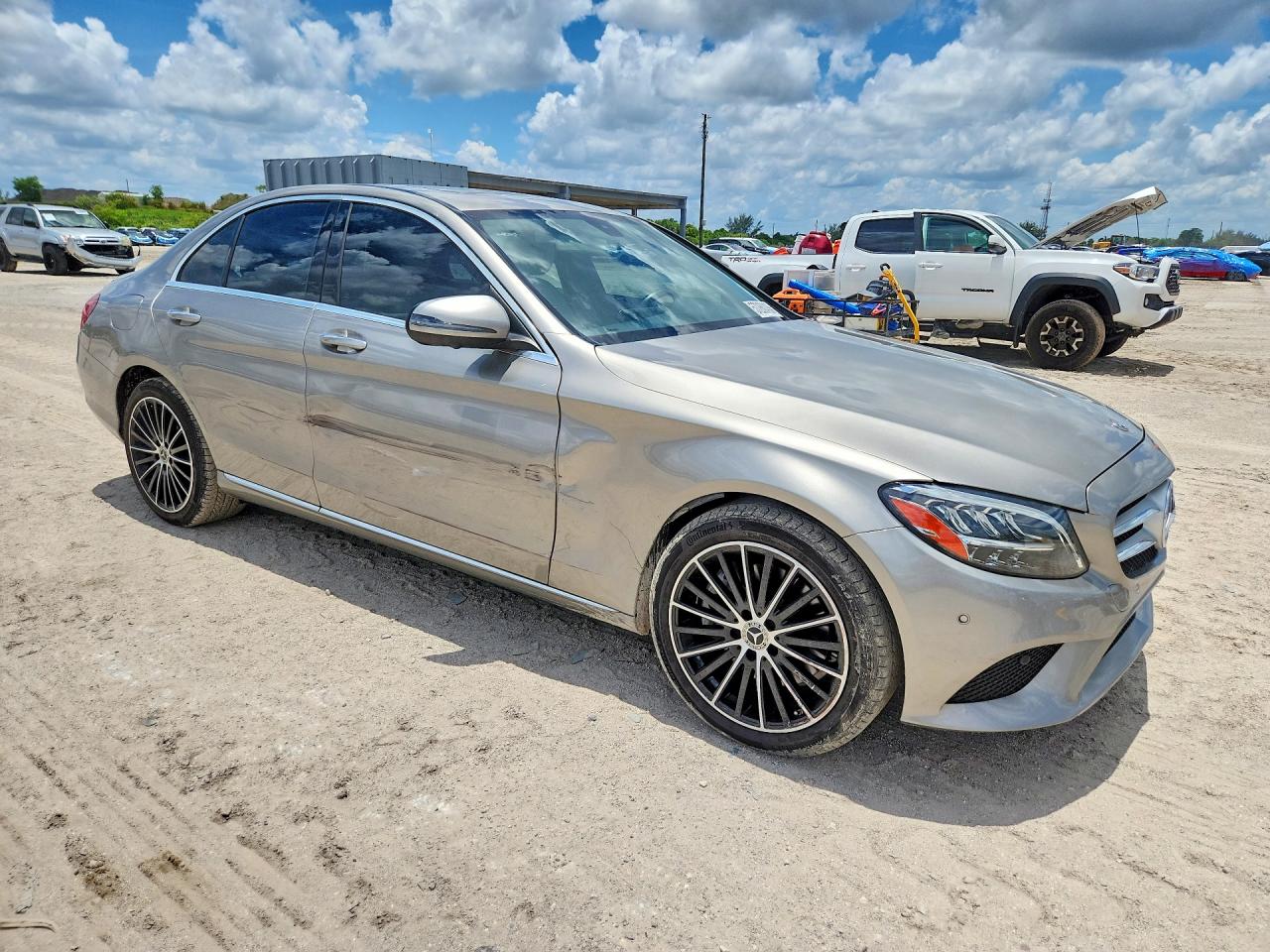 2020 MERCEDES-BENZ C C300