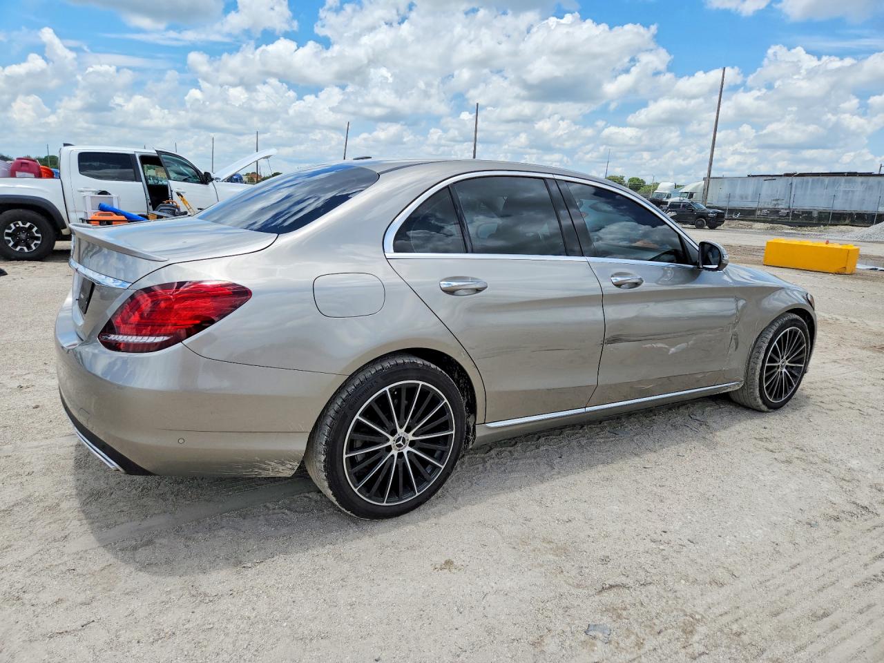 2020 MERCEDES-BENZ C C300